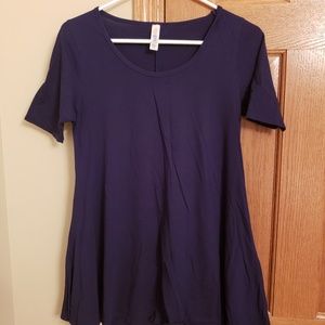 Lularoe tshirt (XXS)